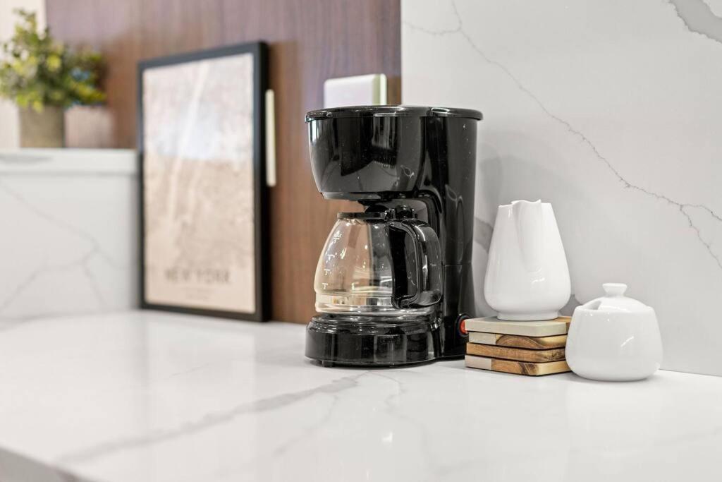Entire Apt/2Bd 2Bth/Amer. Dream Mall/Nyc/Ewr Airpt Newark Ngoại thất bức ảnh