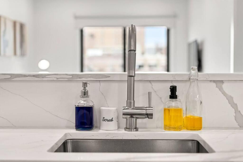 Entire Apt/2Bd 2Bth/Amer. Dream Mall/Nyc/Ewr Airpt Newark Ngoại thất bức ảnh