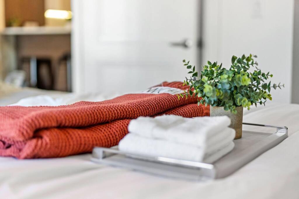 Entire Apt/2Bd 2Bth/Amer. Dream Mall/Nyc/Ewr Airpt Newark Ngoại thất bức ảnh